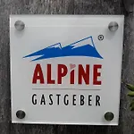 Alpenferienwohnung Strickner Апартаменти Нойштіфт-ім-Штубайталь