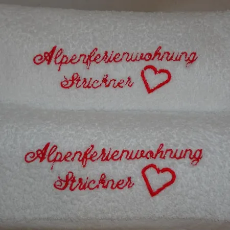 Alpenferienwohnung Strickner דירה *