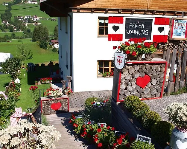 Alpenferienwohnung Strickner * نيوستيف ام ستوبيتا