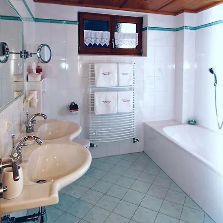 Alpenferienwohnung Strickner Lägenhet Neustift im Stubaital
