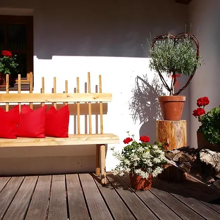 Alpenferienwohnung Strickner Appartement *